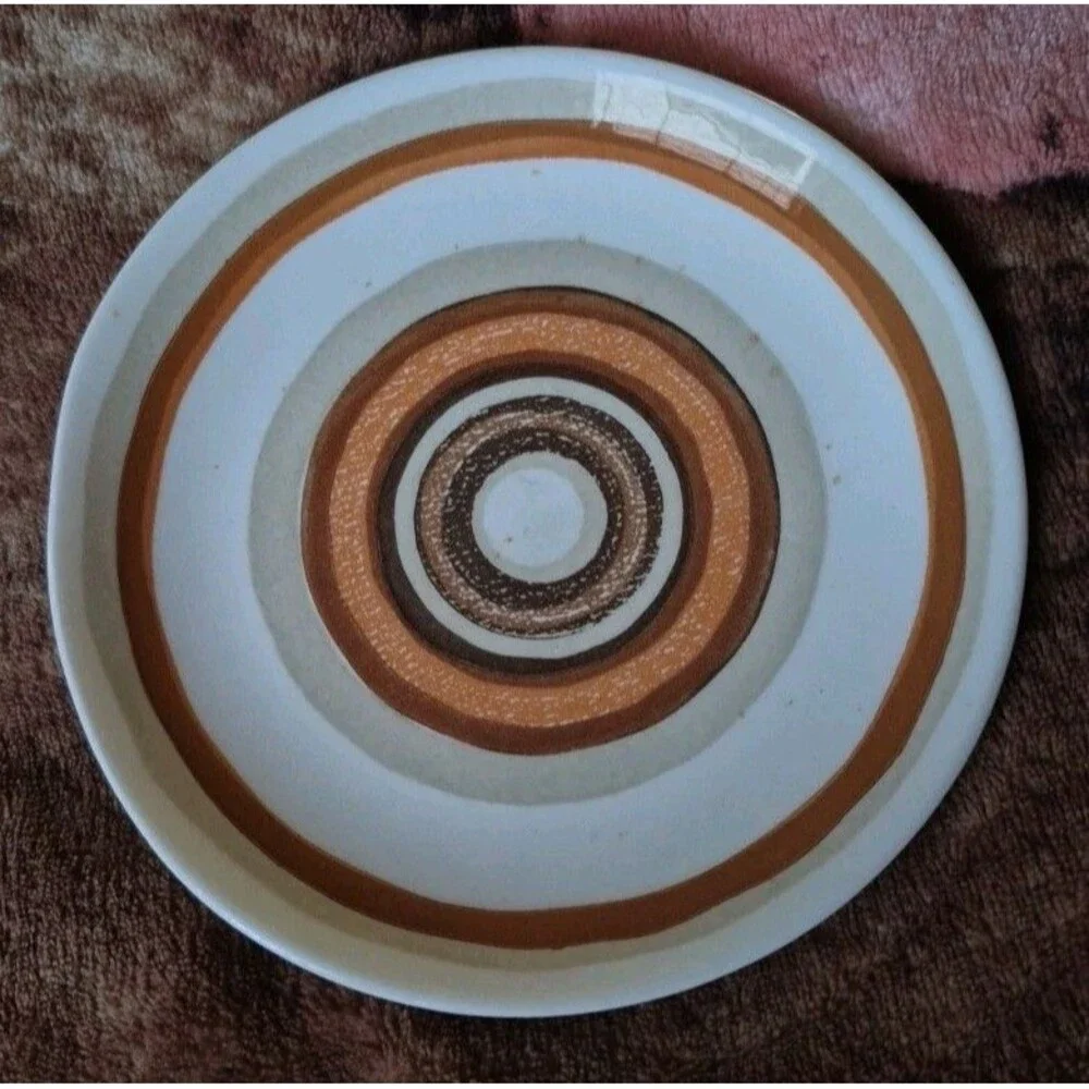 Royal China USA Santa Fe Cavalier Ironstone Brown 6